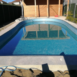 Assemblez votre piscine en un rien de temps avec un kit complet et facile à utiliser Petite-Ile